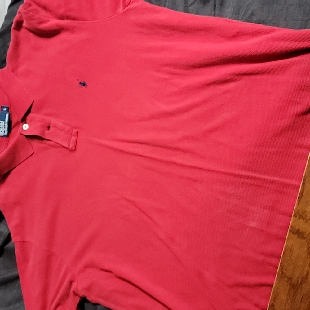 Red polo
